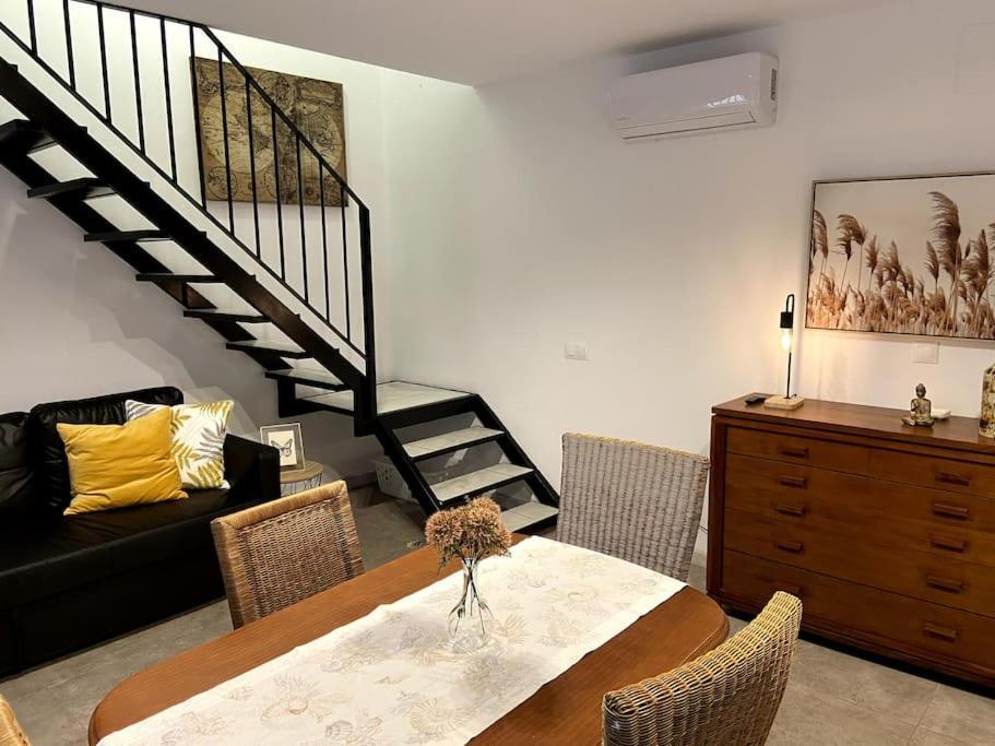 Moderno Duplex En La Tacita De Plata Apartment Cadiz Luaran gambar